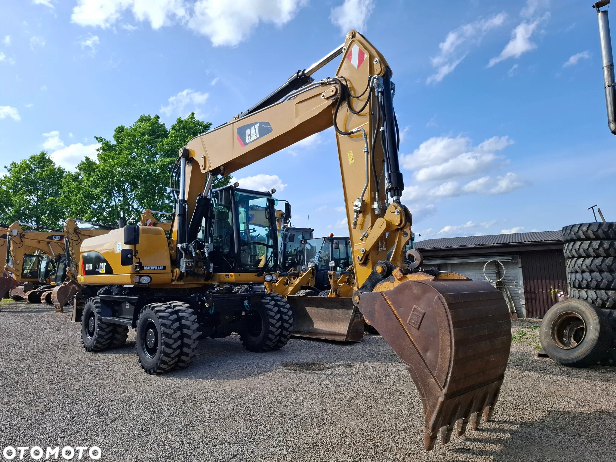 Caterpillar CAT M 318 D - 11