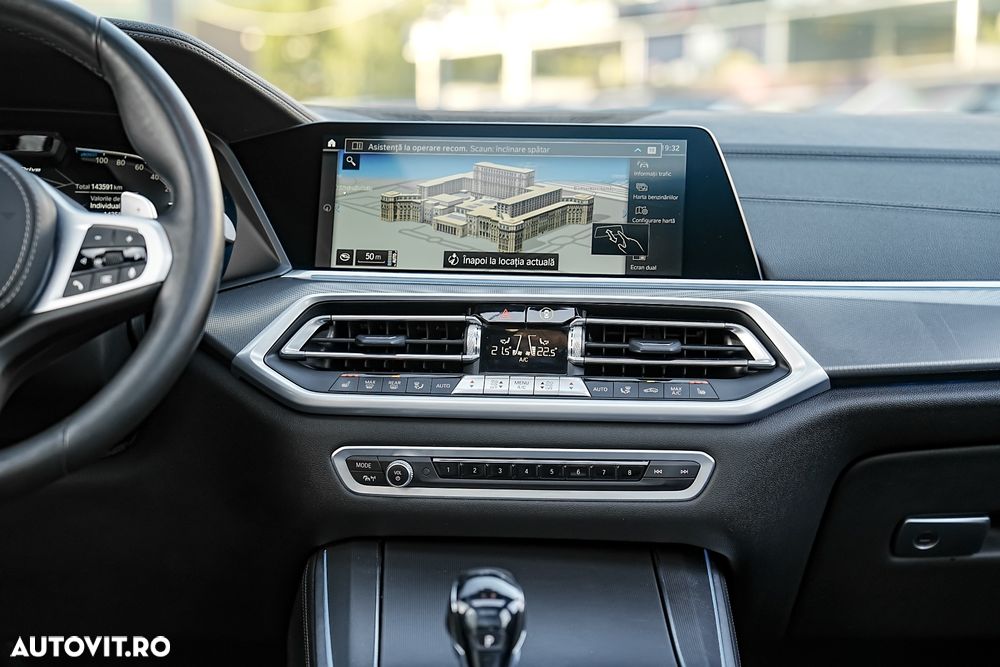 BMW X5 xDrive45e - 36