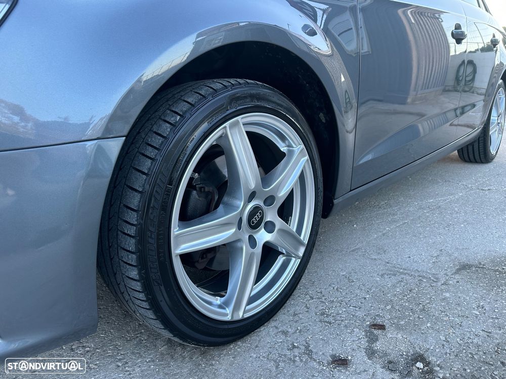 Audi A3 Sportback 1.6 TDI Attraction - 15