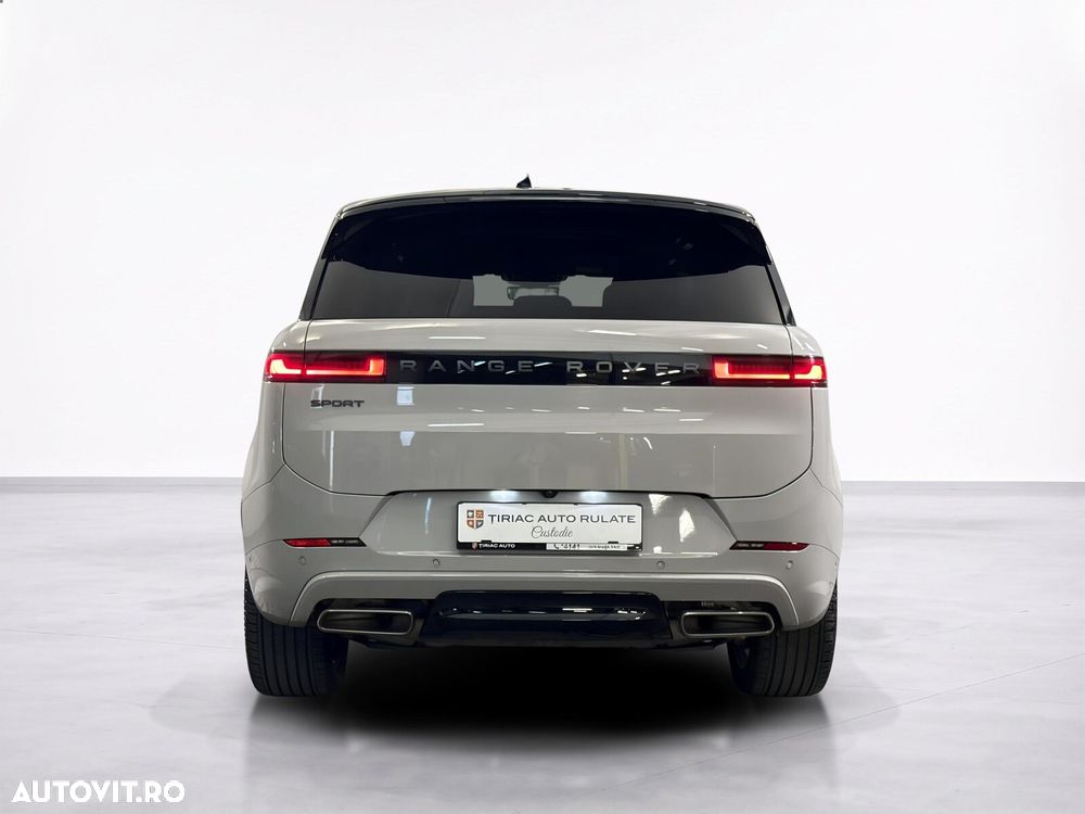 Land Rover Range Rover Sport - 16