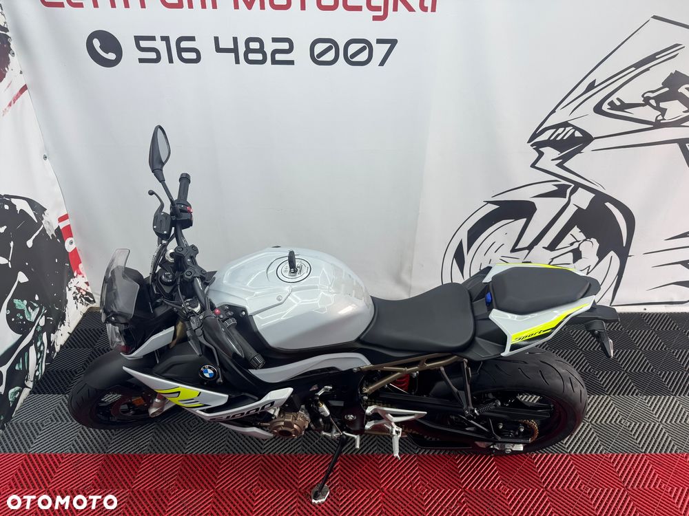 BMW R - 7