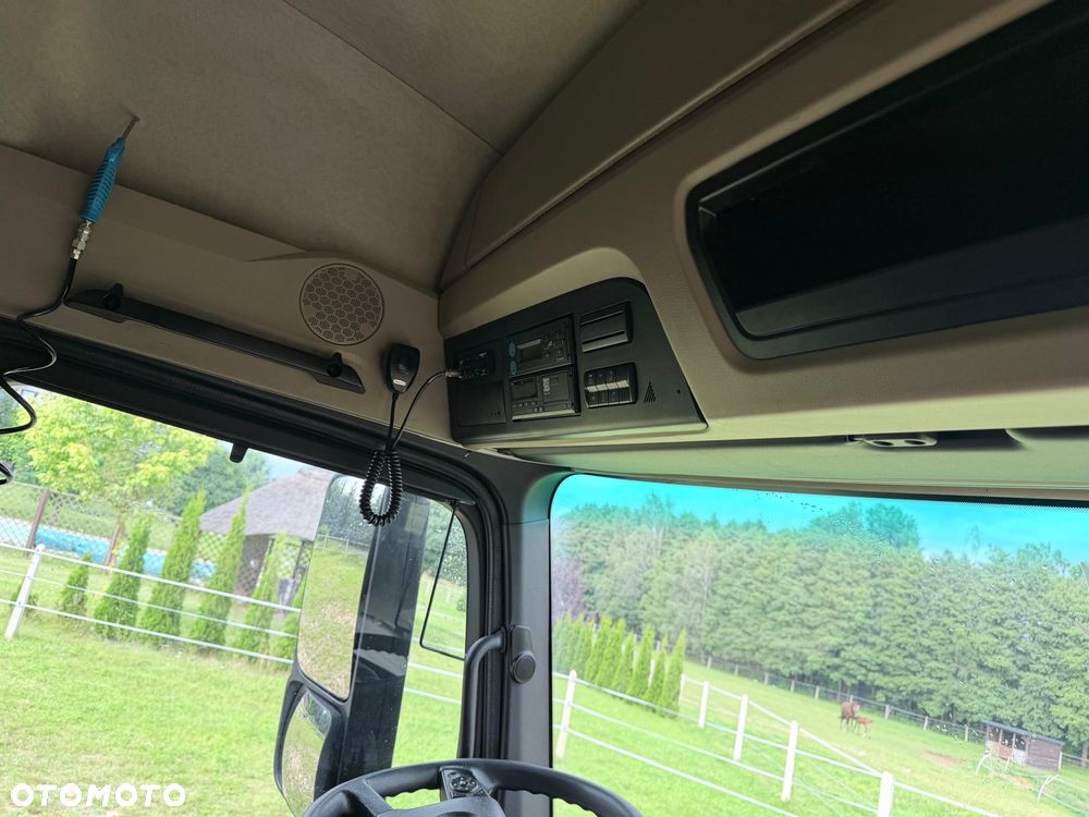 Mercedes-Benz Actros - 4