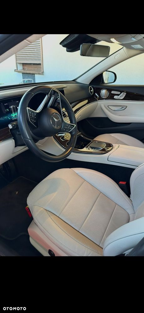 Mercedes-Benz Klasa E 300 AMG/Avantgarde - 4