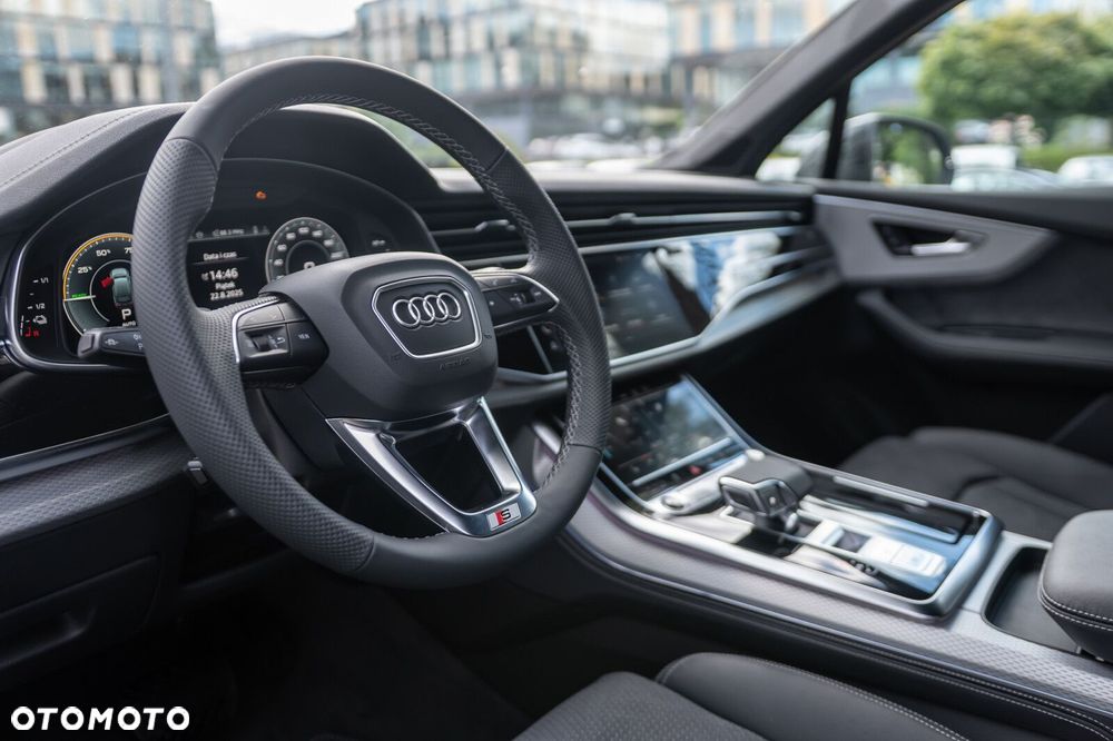 Audi Q7 60 TFSI e PHEV Quattro S Line Tiptr - 13