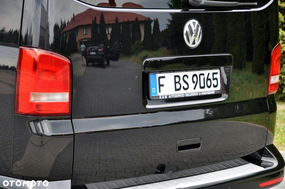 Volkswagen Multivan - 16