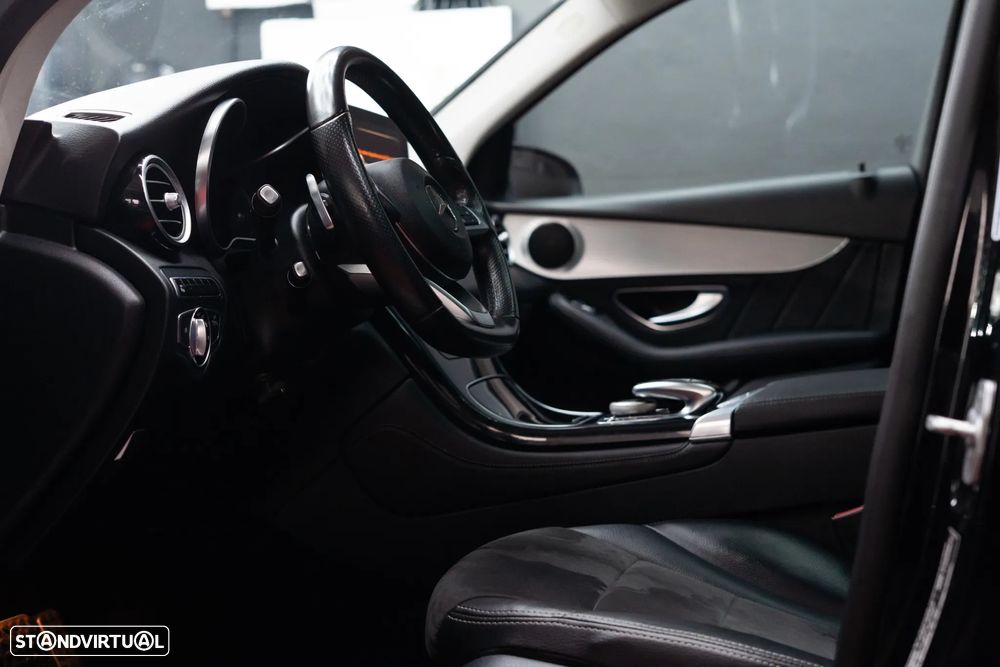 Mercedes-Benz GLC 250 d 4Matic 9G-TRONIC AMG Line - 17