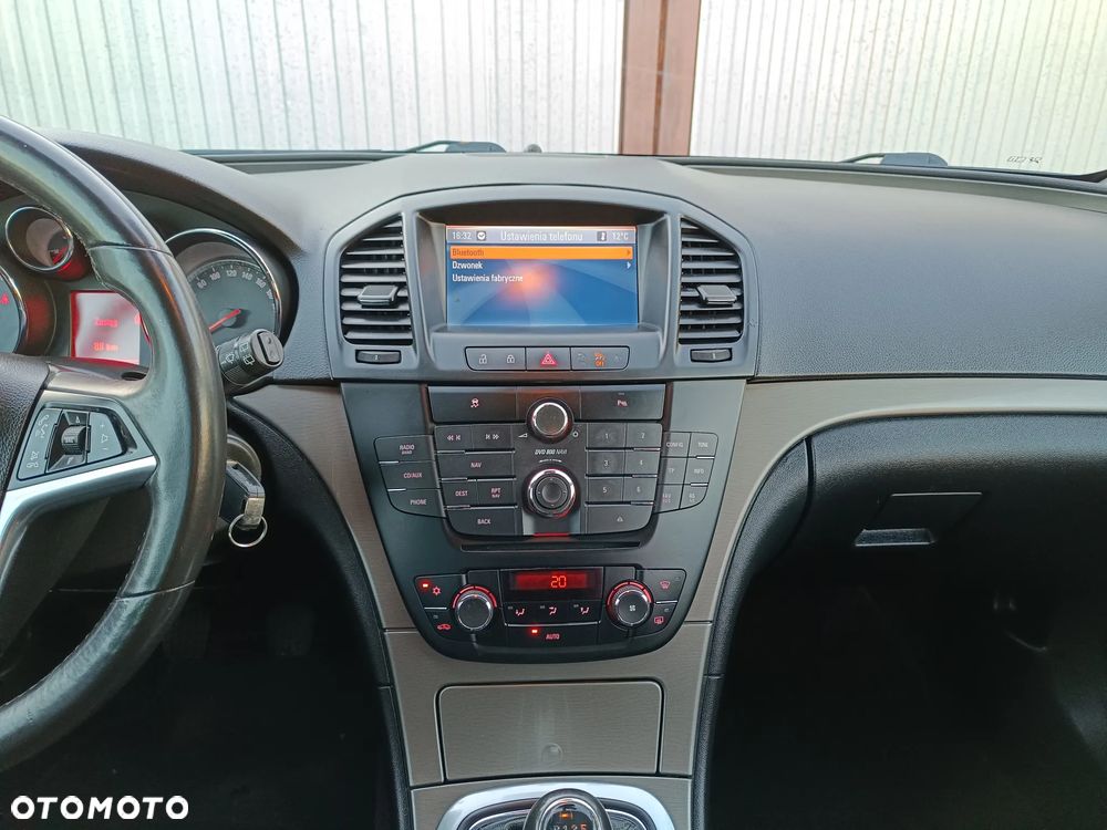 Opel Insignia 1.6 Turbo Design Edition - 21