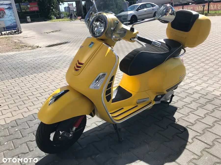 Vespa GTS - 7