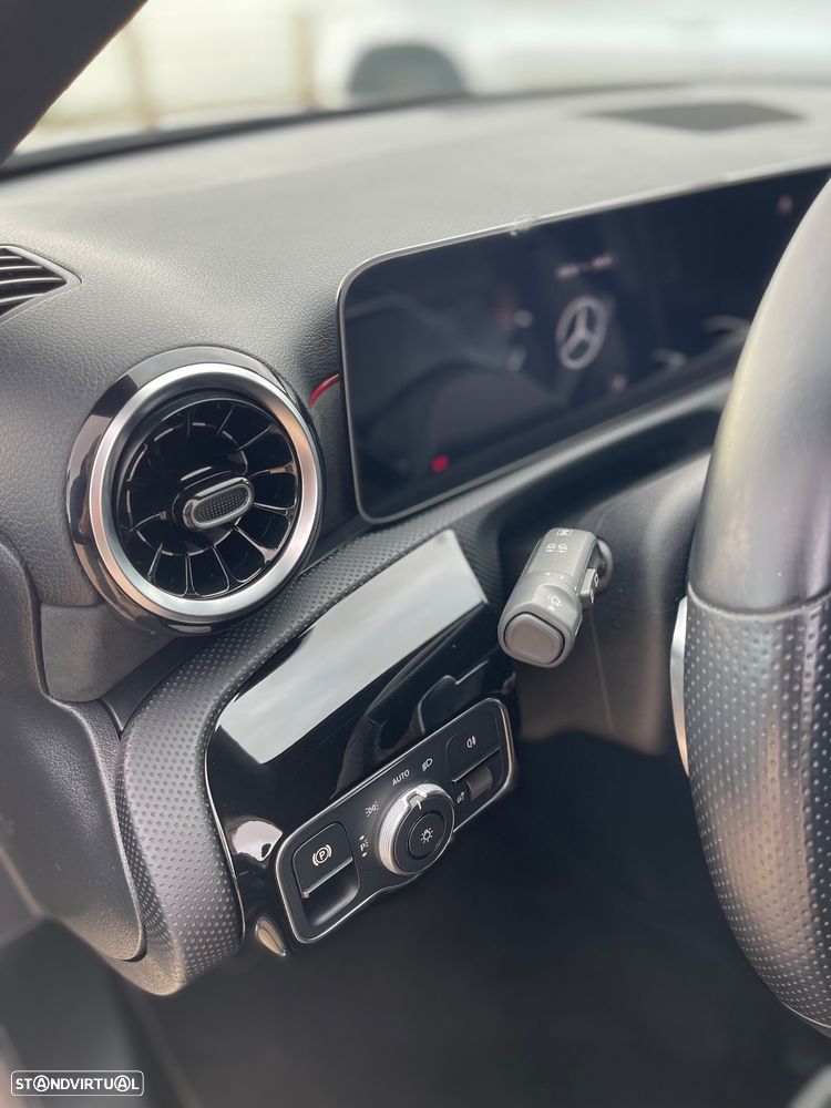 Mercedes-Benz A 200 AMG Line Aut. - 11