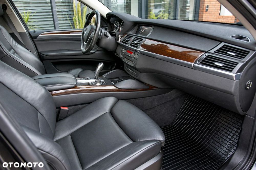 BMW X6 2013