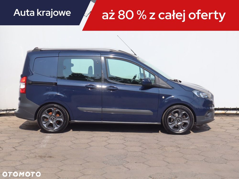 Ford Tourneo Courier - 8