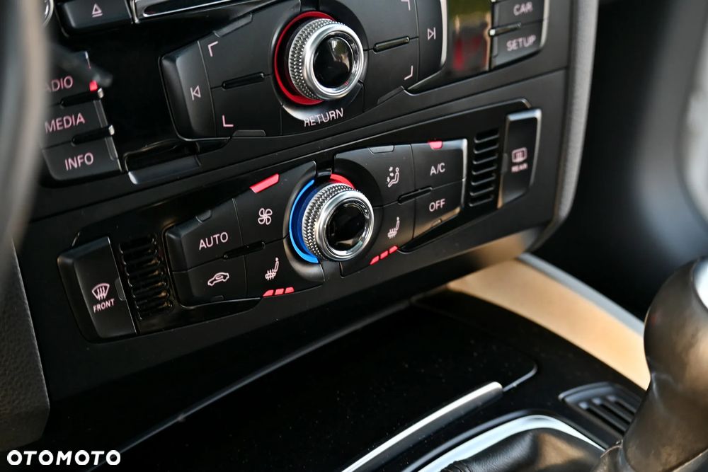 Audi Q5 2.0 TDI Quattro (clean diesel) - 28