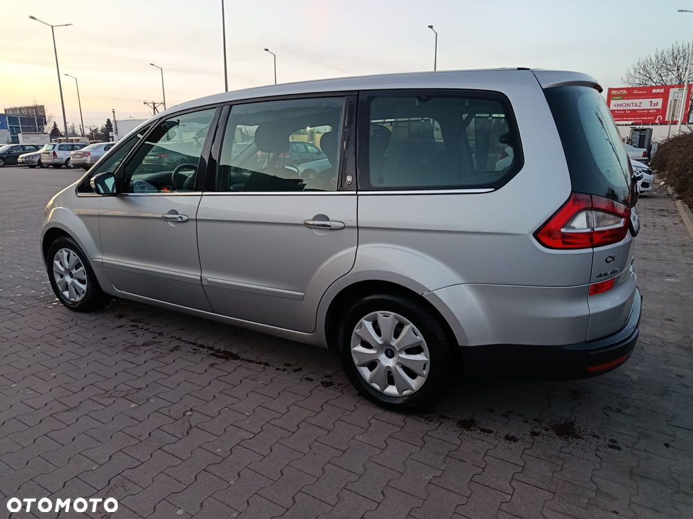 Ford Galaxy 2.0 TDCi Ghia - 7