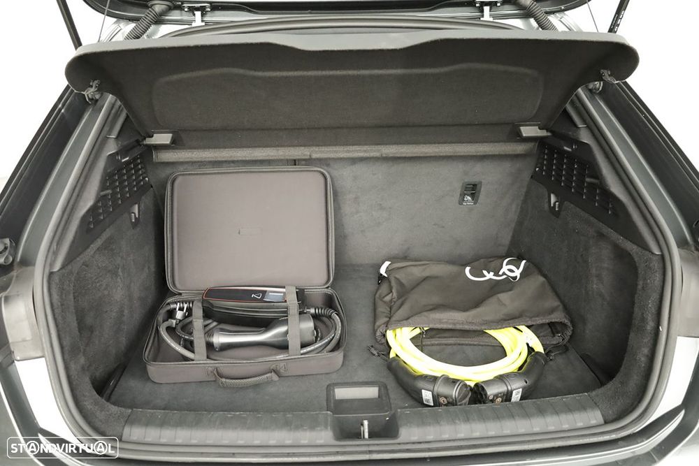 Audi A3 Sportback 45 TFSIe S line - 24