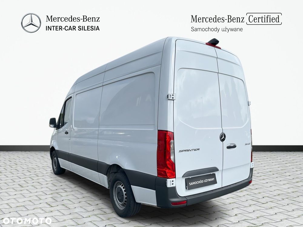 Mercedes-Benz Sprinter - 8