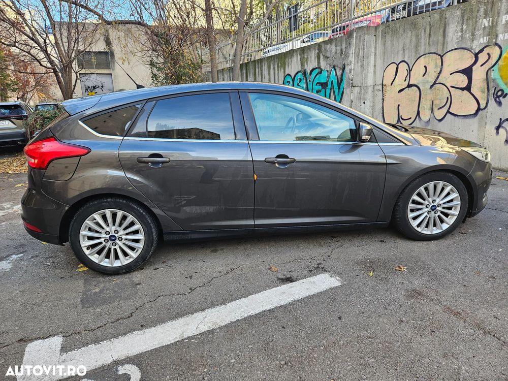 Ford Focus 1.5 TDCi Powershift Titanium - 7