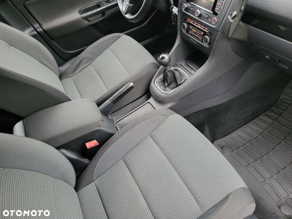 Volkswagen Golf Variant - 20