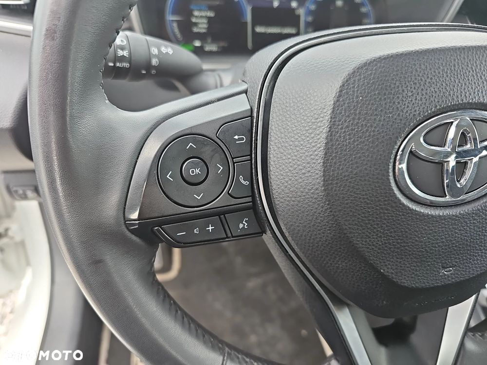 Toyota Corolla 1.8 Hybrid Comfort - 17