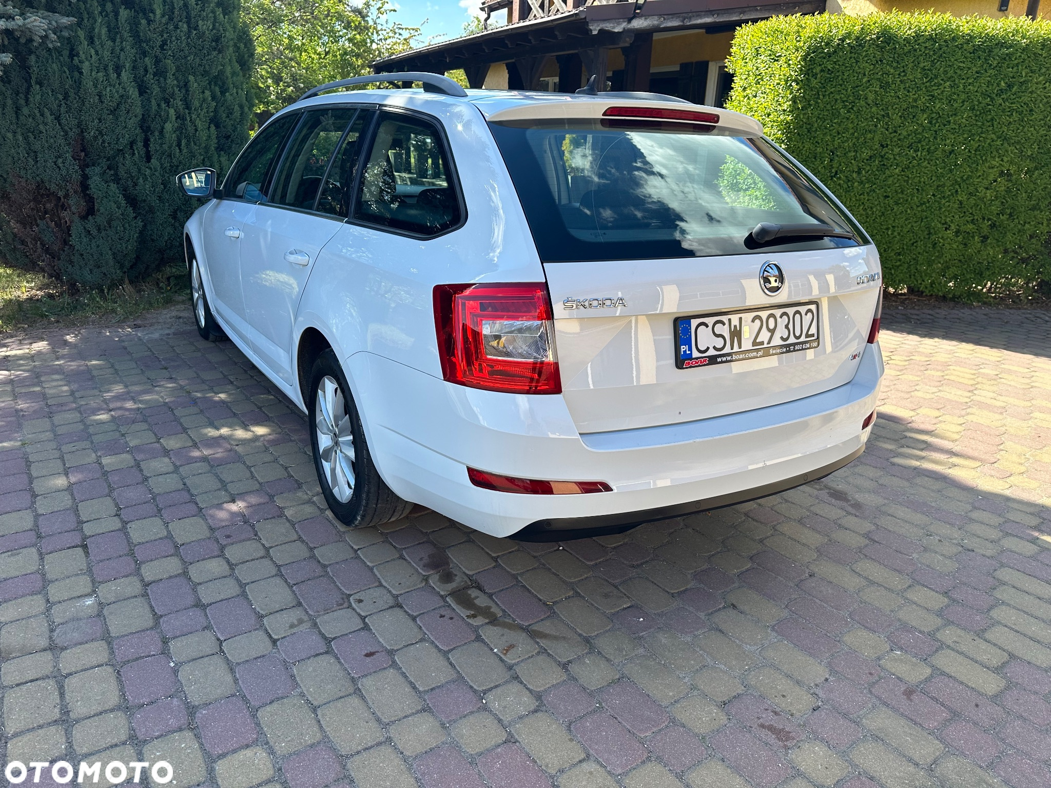 Skoda Octavia 1.6 TDI 4x4 Ambition - 9