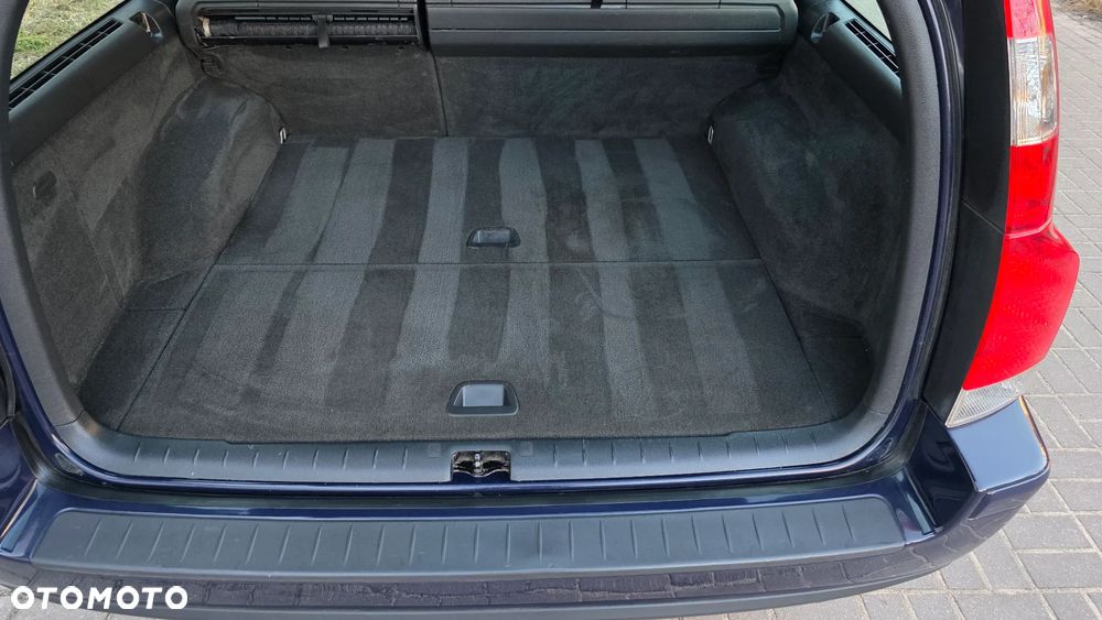 Volvo V70 2.4 Move - 18