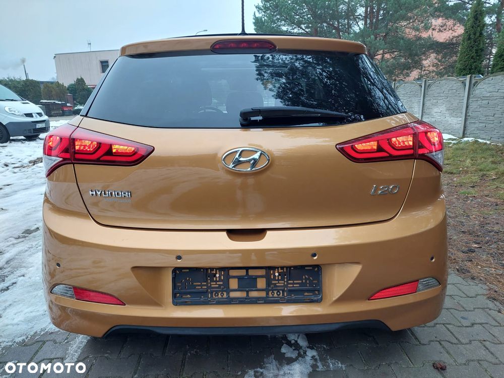 Hyundai i20 1.4 YES Gold - 9