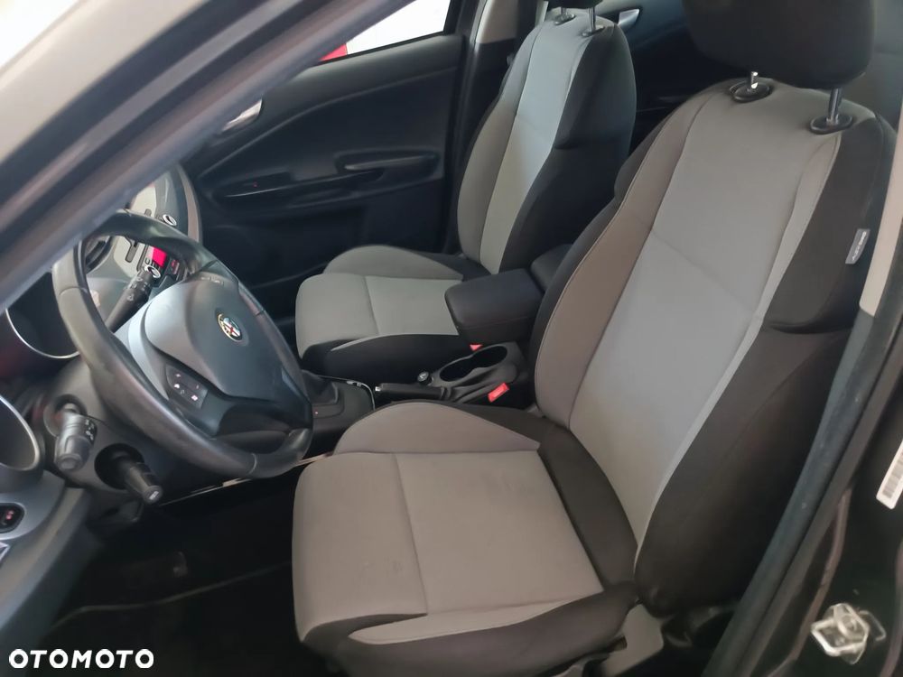 Alfa Romeo Giulietta 2.0 JTDM 16V TCT Turismo - 22