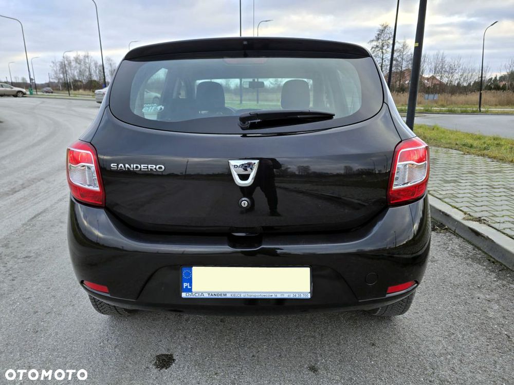 Dacia Sandero 1.2 16V Laureate - 32