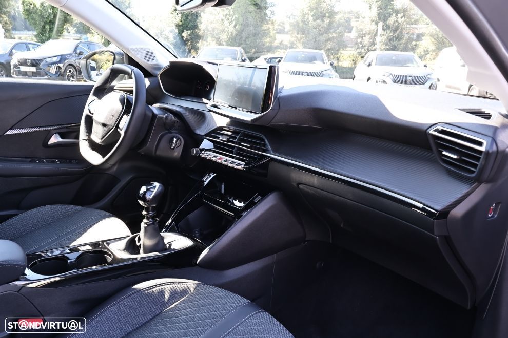 Peugeot 208 1.2 PureTech Allure - 12