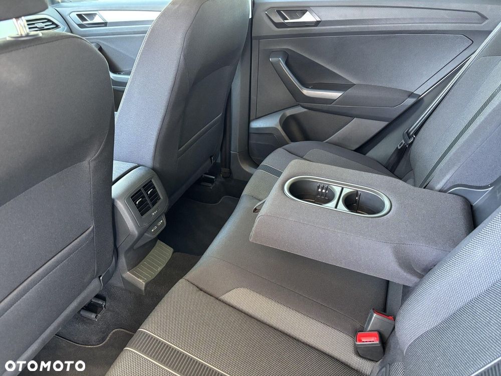 Volkswagen T-Roc 1.5 TSI Life - 12