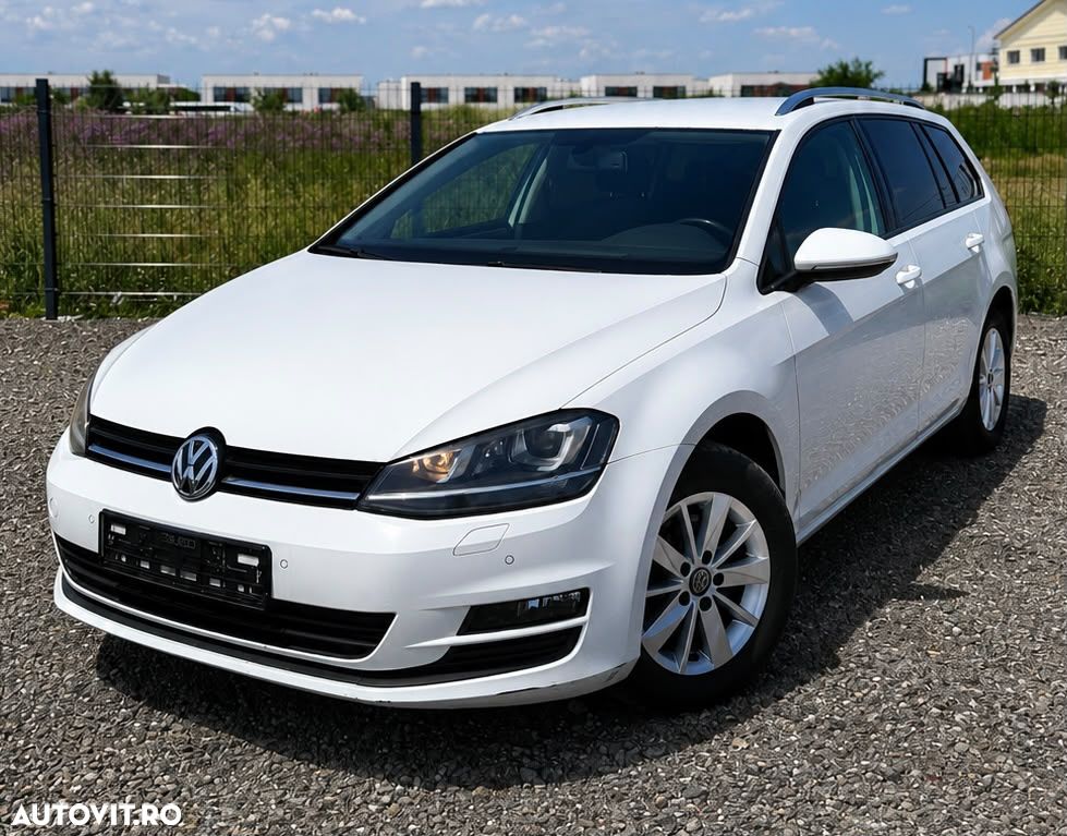 Volkswagen Golf - 2