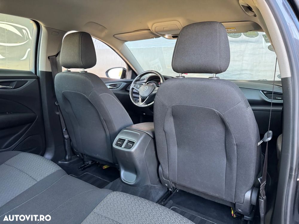 Opel Insignia - 8