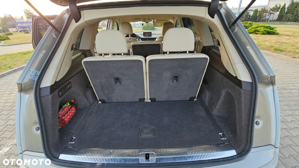 Audi Q7 - 24