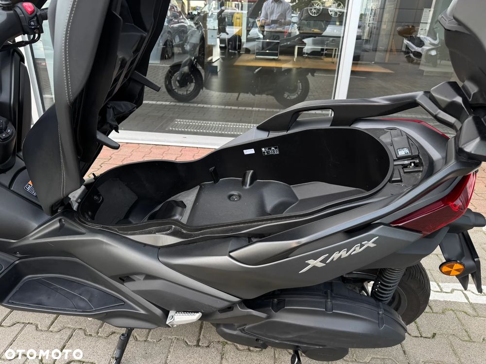 Yamaha X-max - 20