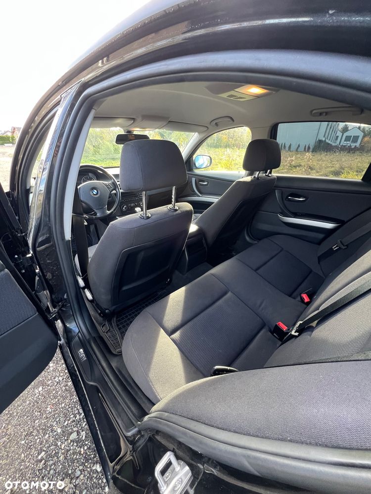 BMW Seria 3 316d - 8