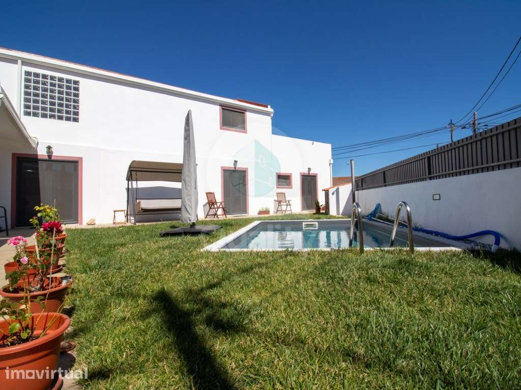 Espetacular moradia T4 com Piscina Arroteias, Alhos Vedros - Grande imagem: 3/44