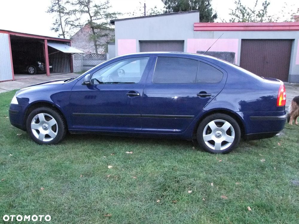 Skoda Octavia 1.6 - 6