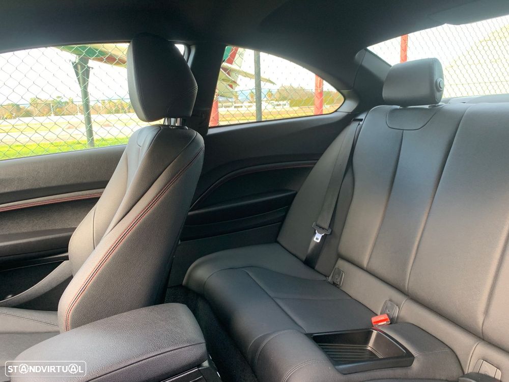 BMW 220 d Coupe Pack M - 13