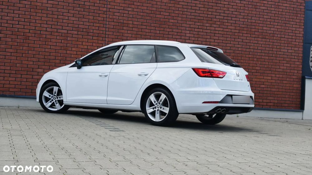 Seat Leon 2.0 TDI DPF DSG FR - 11