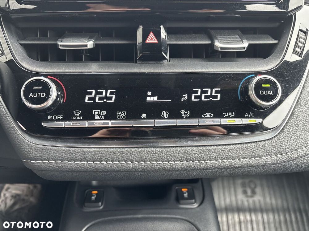 Toyota Corolla - 19
