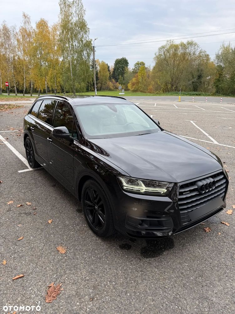 Audi Q7 2017 photo 2