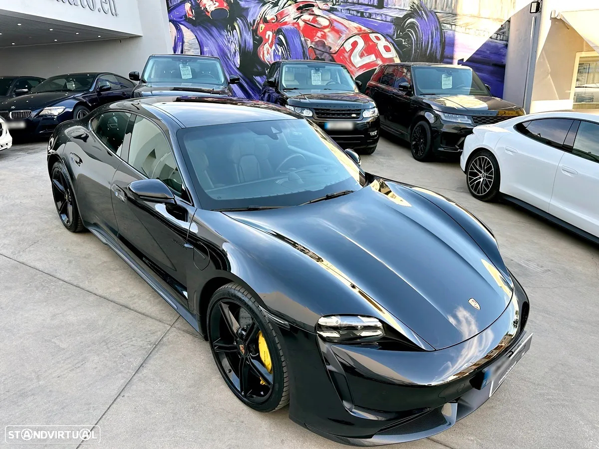 Porsche Taycan Turbo S - 45