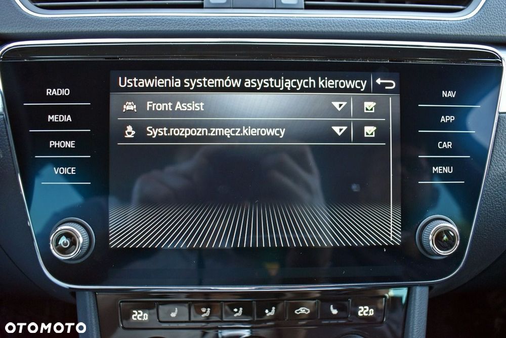 Skoda Superb 2.0 TSI Ambition DSG - 22
