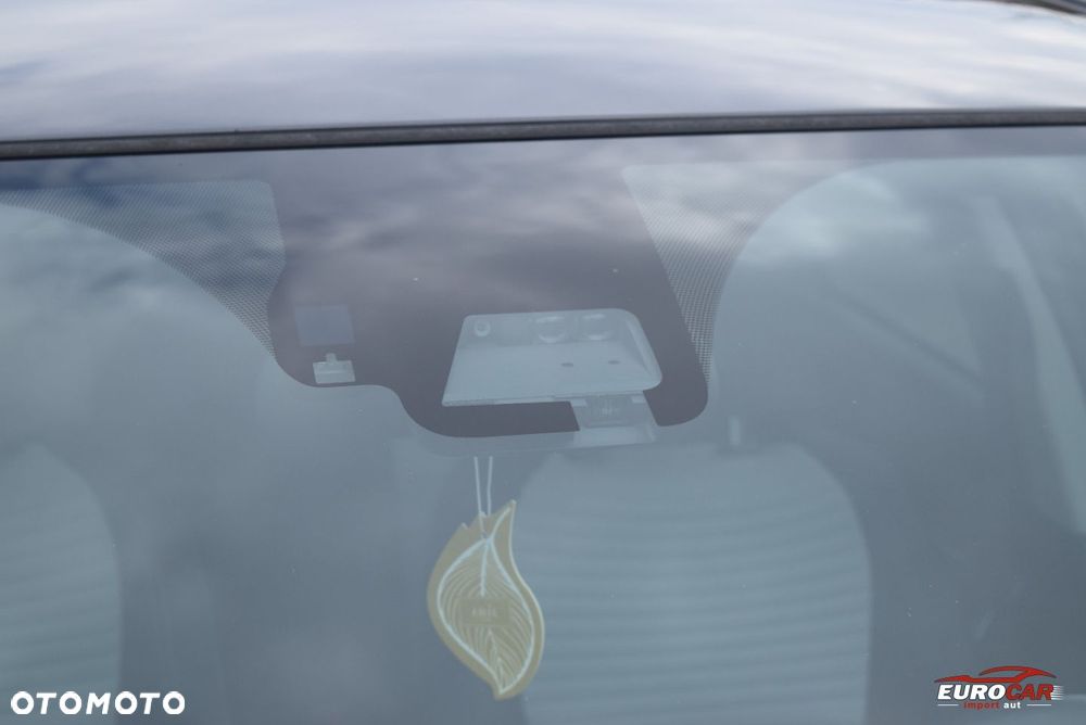 Toyota Yaris 1.5 Premium - 28