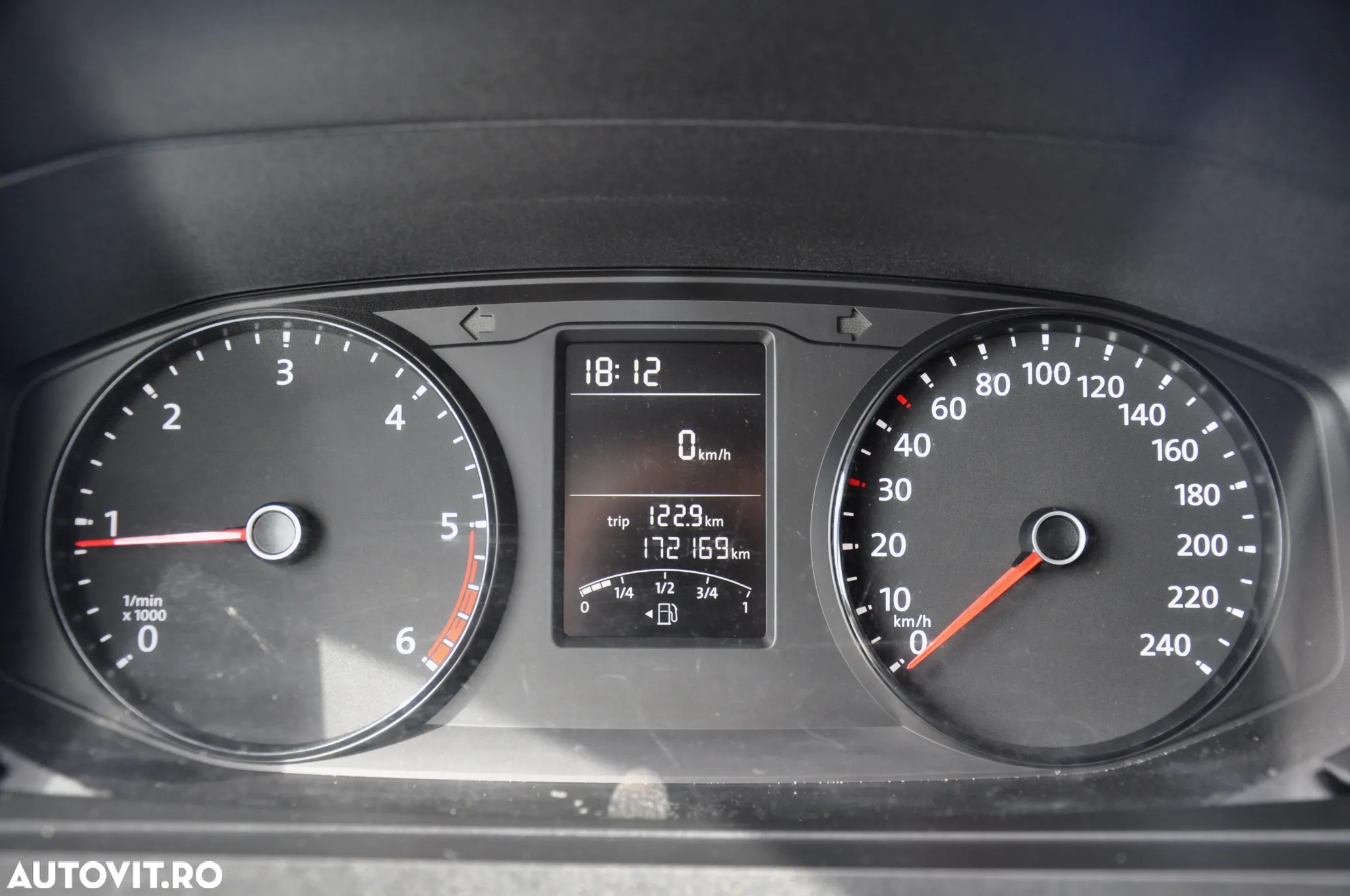 Volkswagen Transporter T6 L2H1 Van - 23