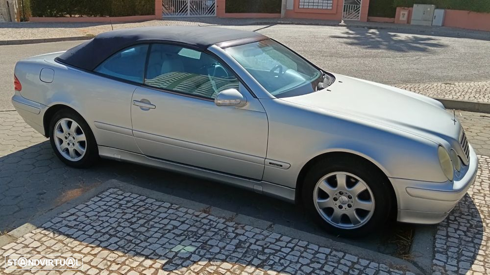 Mercedes-Benz CLK 230 - 4