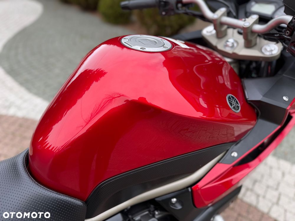Yamaha XJ - 17