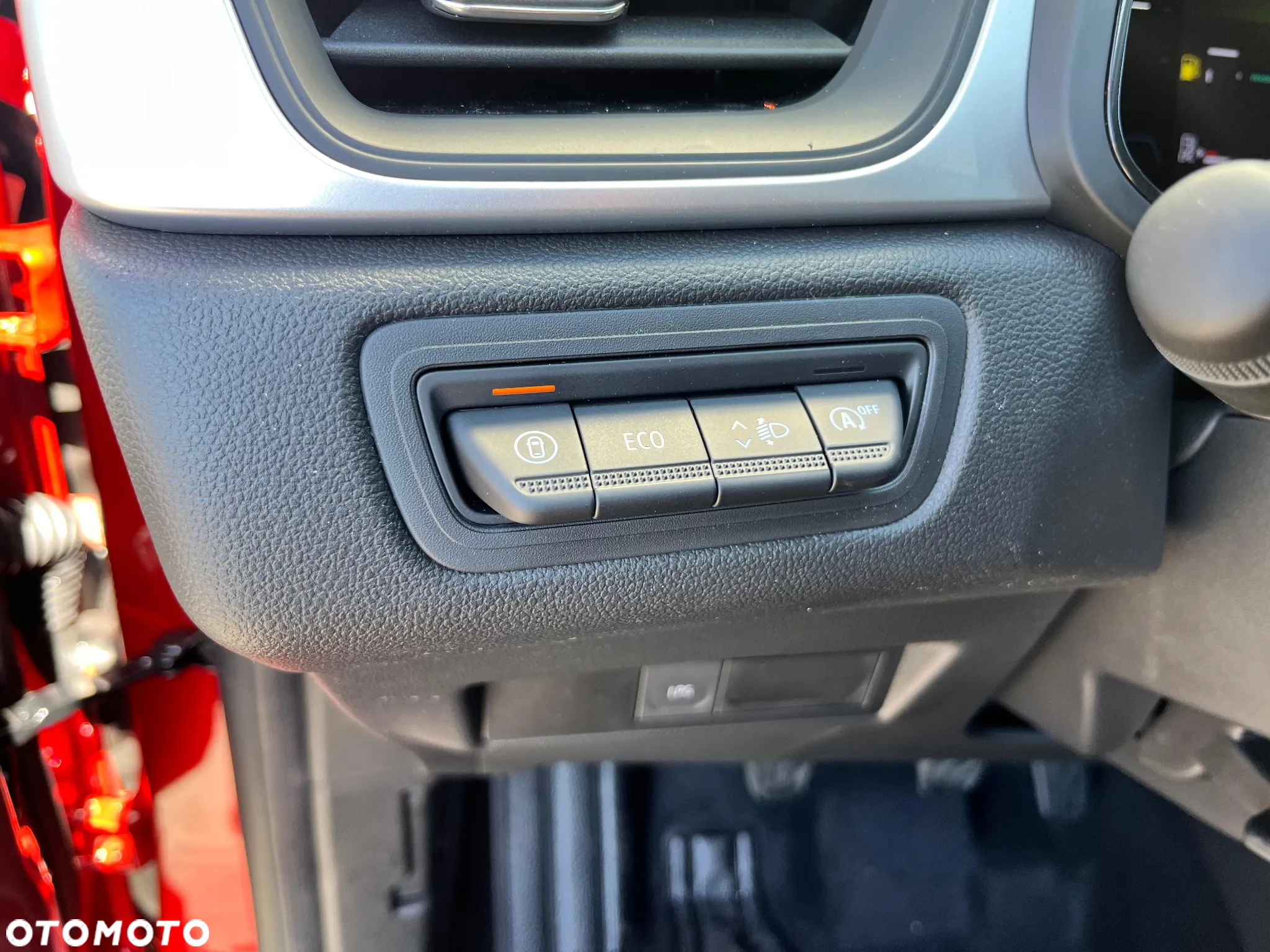 Renault Captur 1.0 TCe Evolution - 32