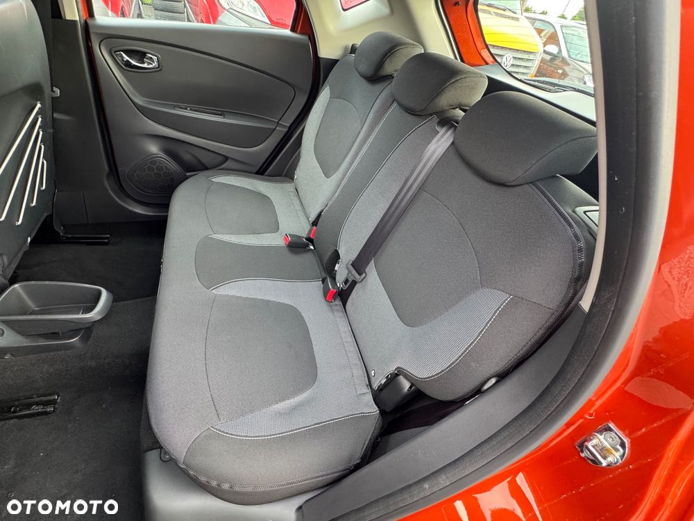 Renault Captur - 36
