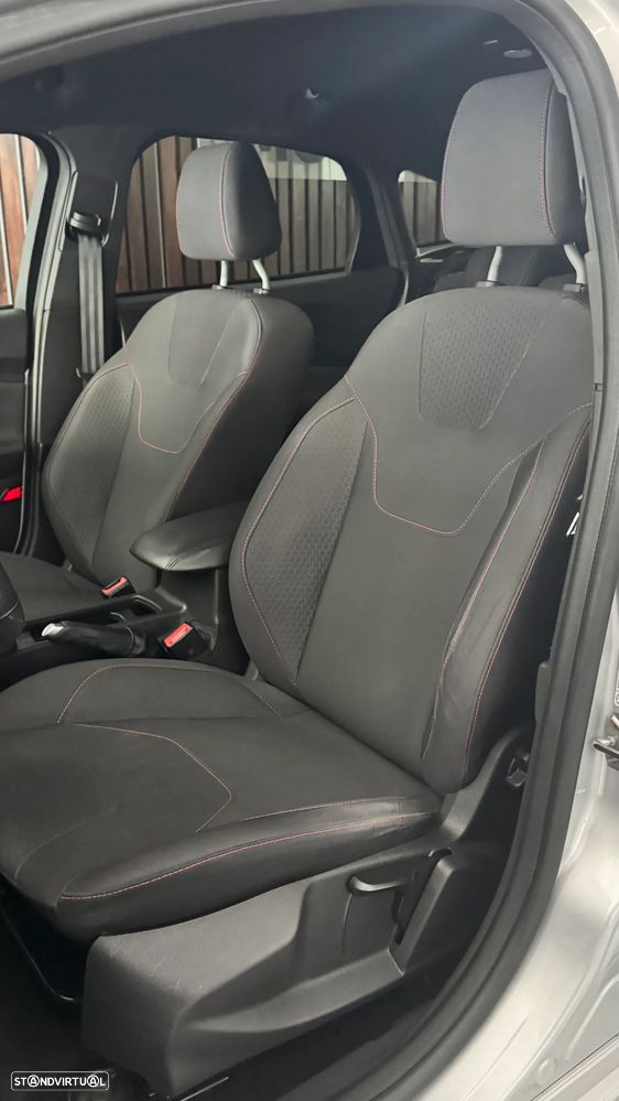 Ford Focus 1.0 EcoBoost ST-Line - 13