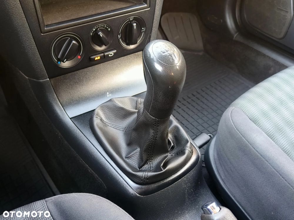 Skoda Octavia 1.9 TDI Tour - 14